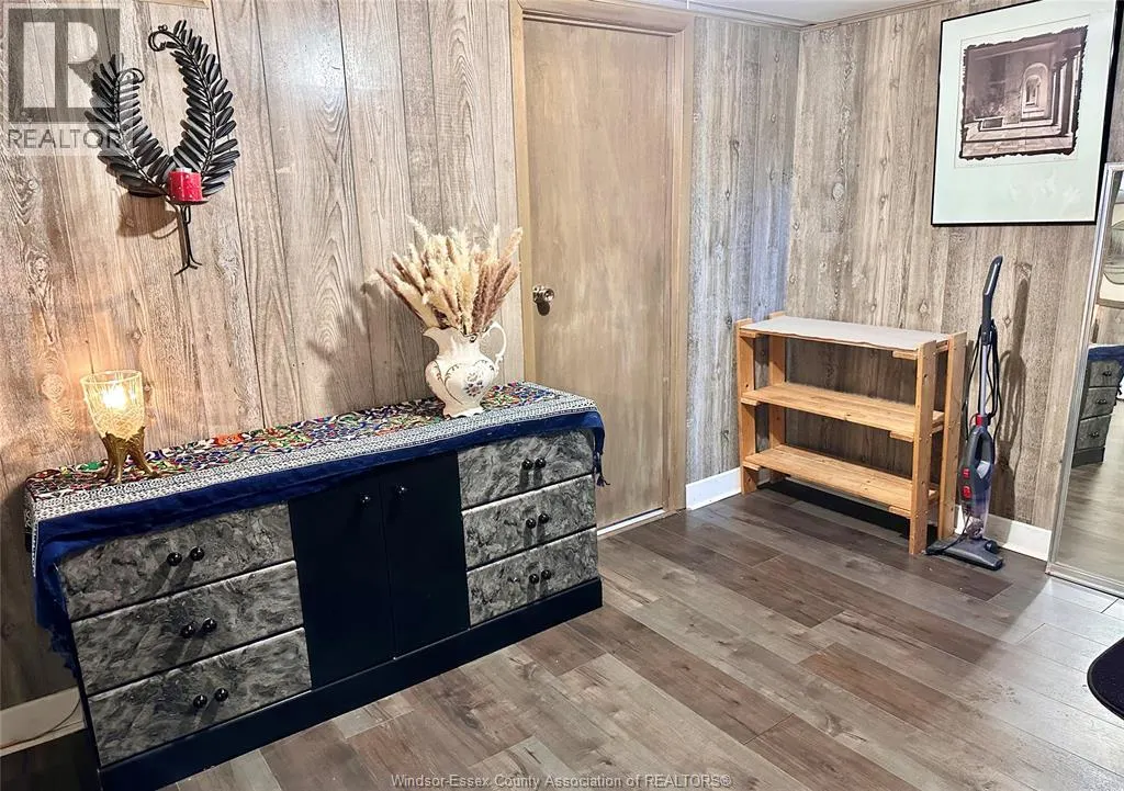 3583 ROCKWELL BOULEVARD Unit# LOWER