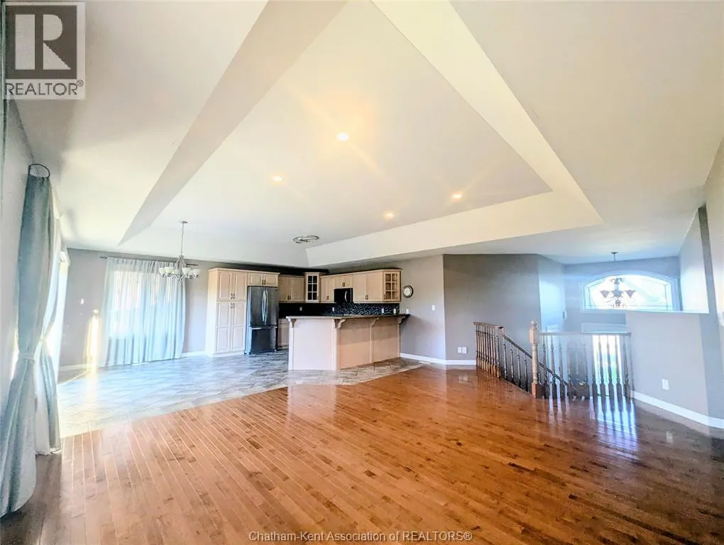 1383 GIRARD DRIVE