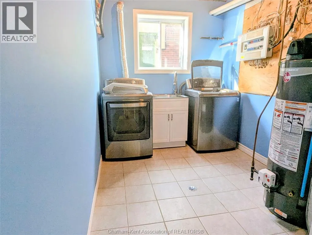 1383 GIRARD DRIVE