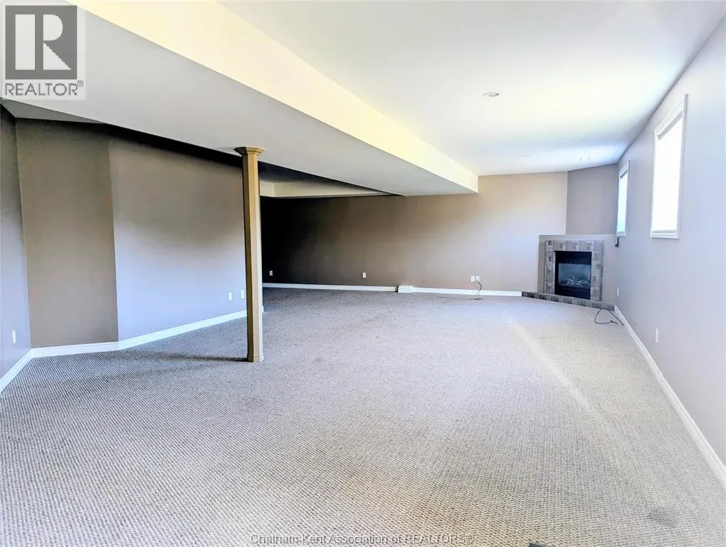 1383 GIRARD DRIVE