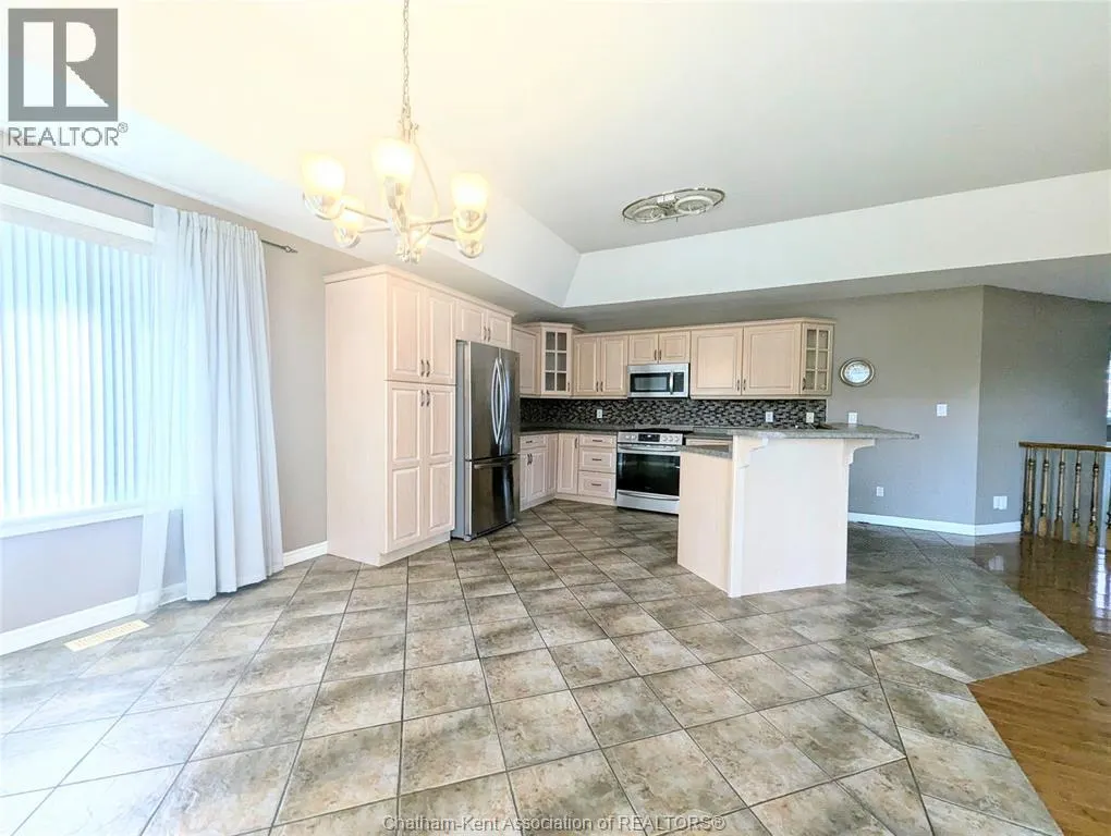 1383 GIRARD DRIVE