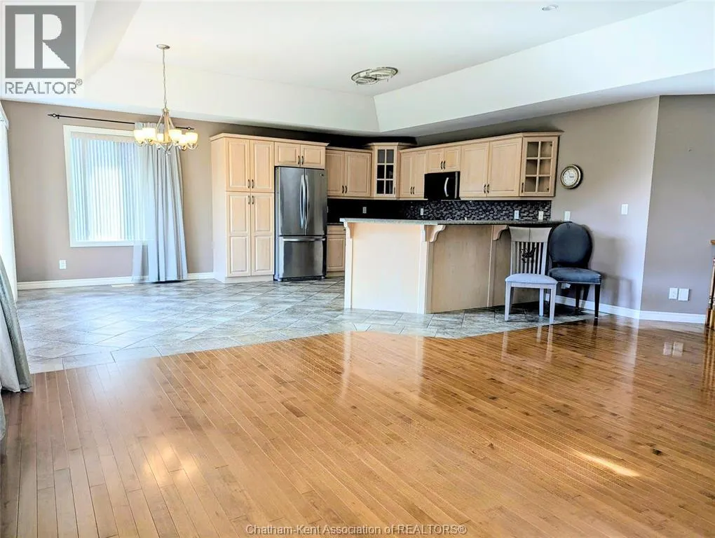 1383 GIRARD DRIVE