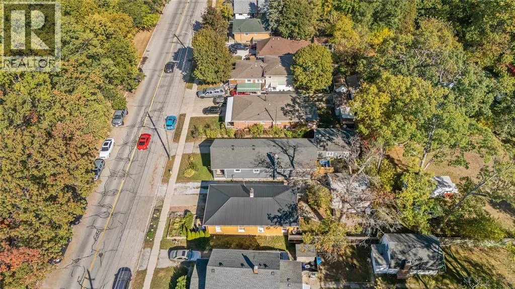 565 ERROL ROAD