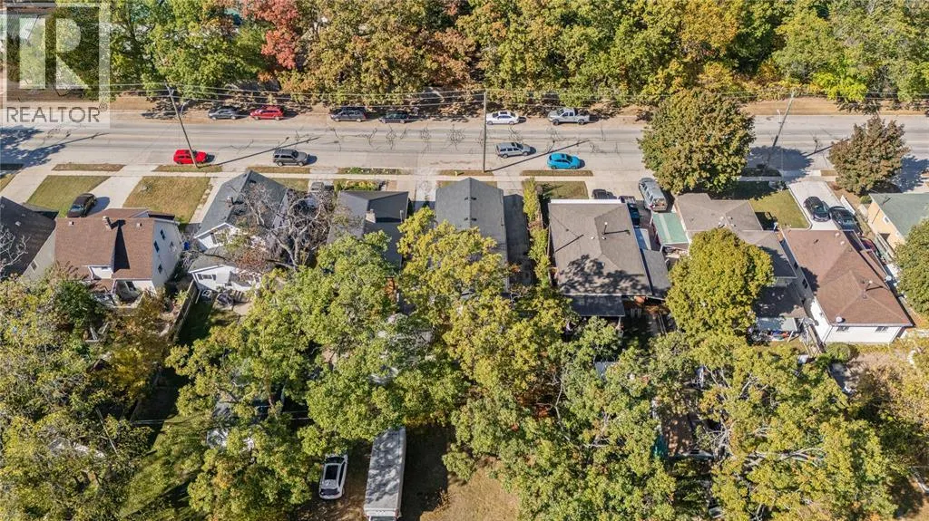 565 ERROL ROAD