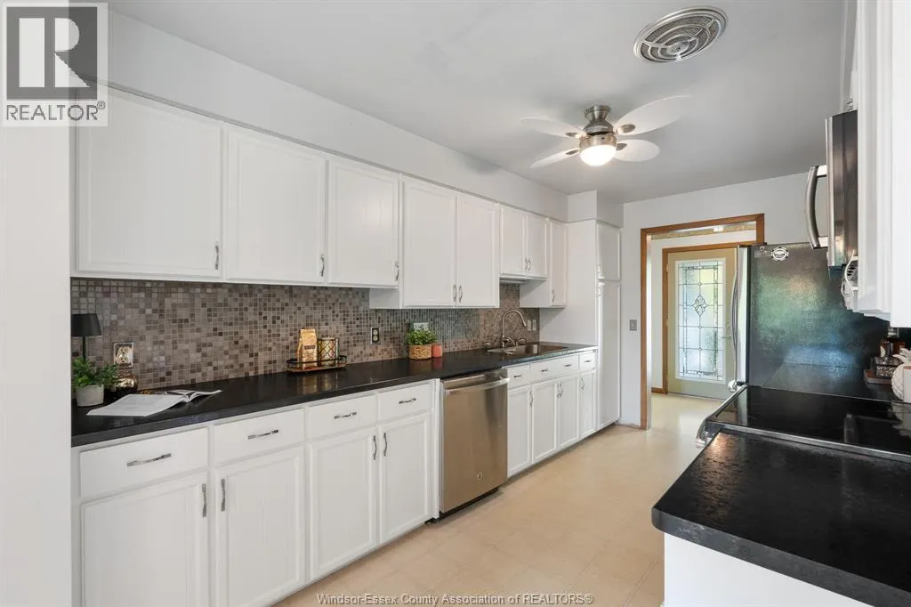 36 Richard AVENUE