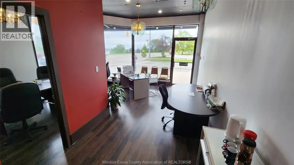 515 RIVERSIDE DRIVE West Unit# 101