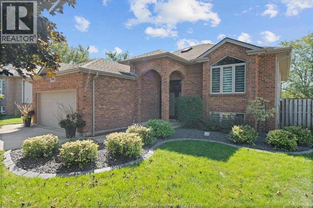 1043 SOCRATES CRESCENT