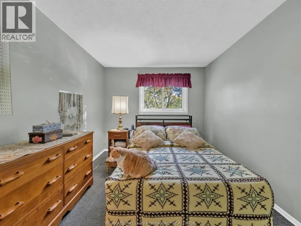 6430 THORNBERRY