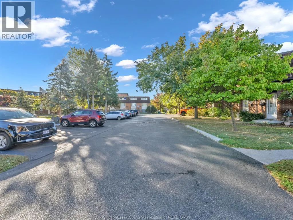 6430 THORNBERRY