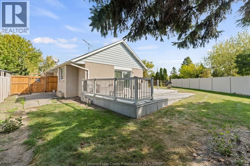 1467 GUILDWOOD CRESCENT