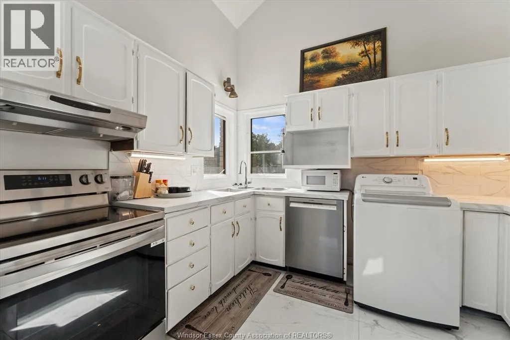 1467 GUILDWOOD CRESCENT