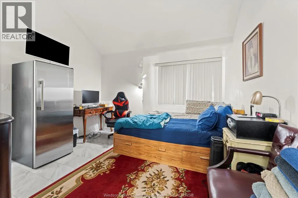 1467 GUILDWOOD CRESCENT
