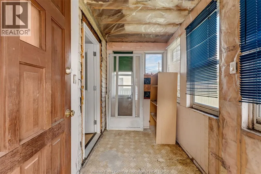 2346 HIGHLAND