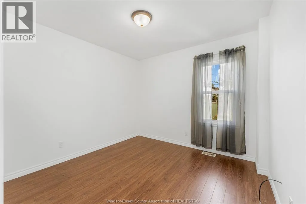 2346 HIGHLAND