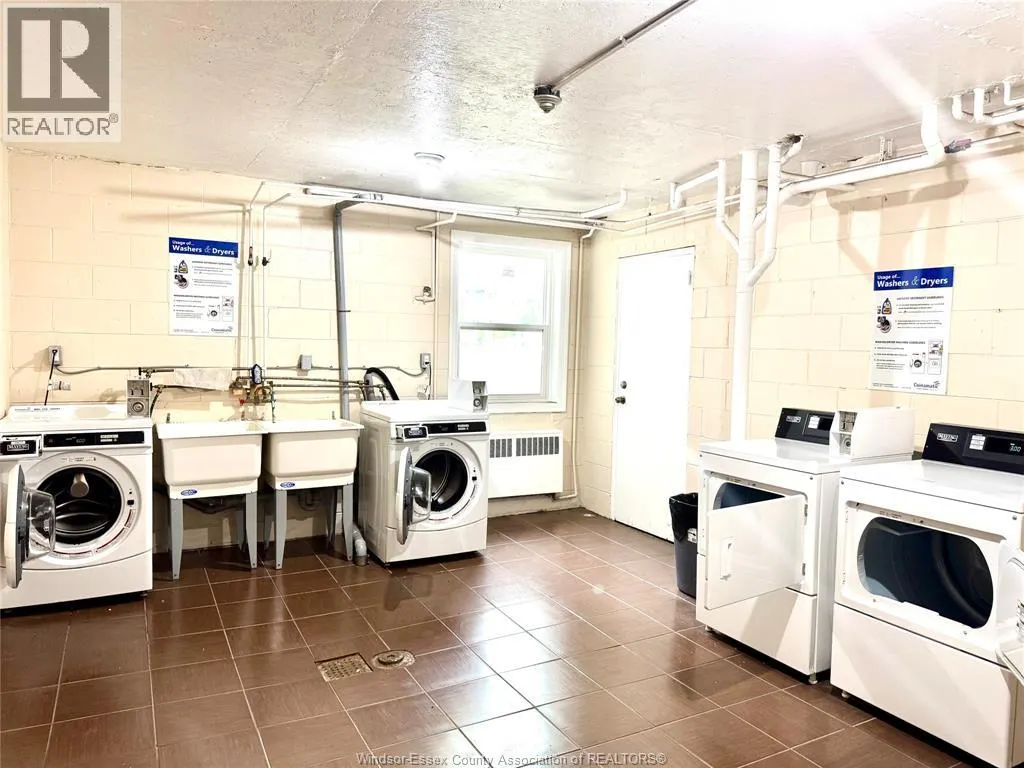2035 UNIVERSITY AVENUE West Unit# 107