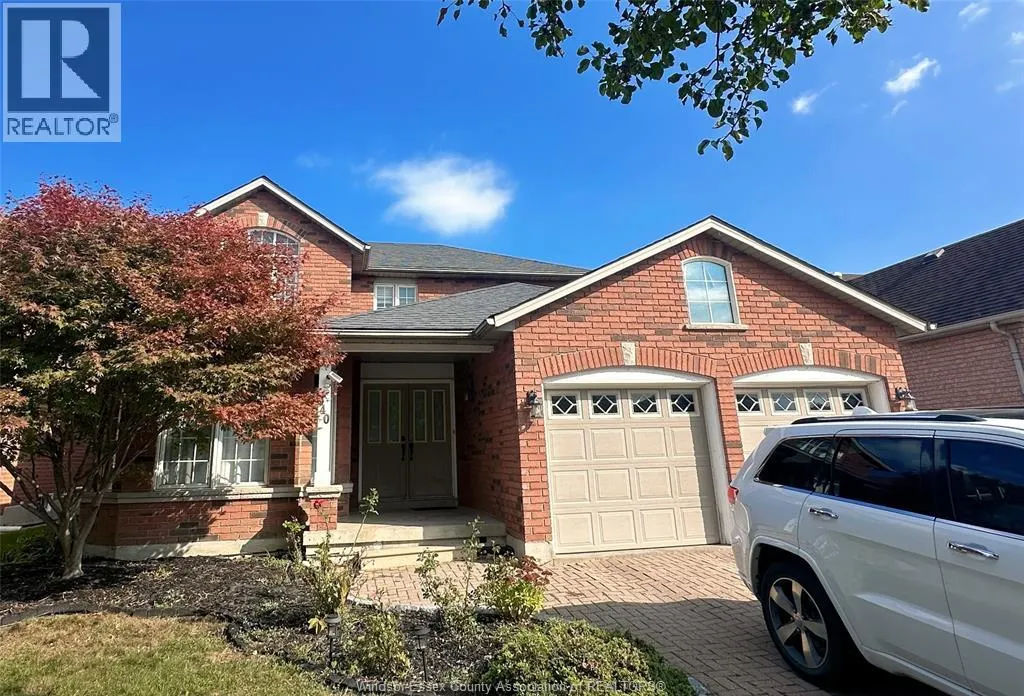 940 GREENPARK