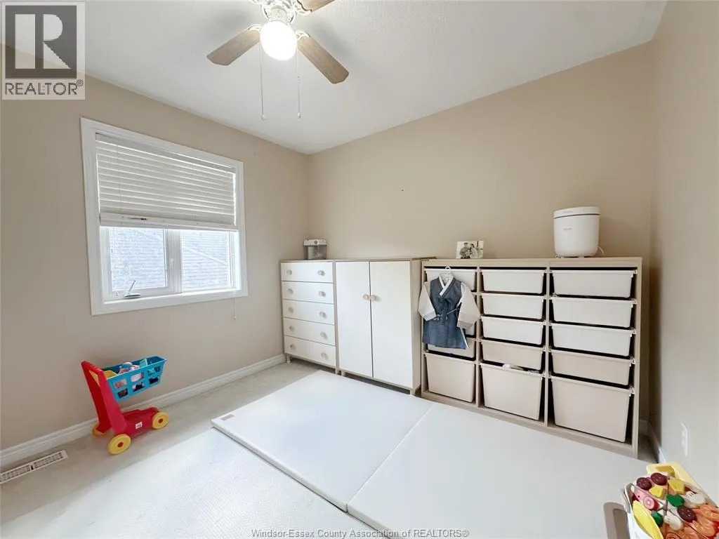 940 GREENPARK