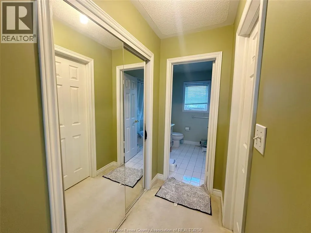 940 GREENPARK