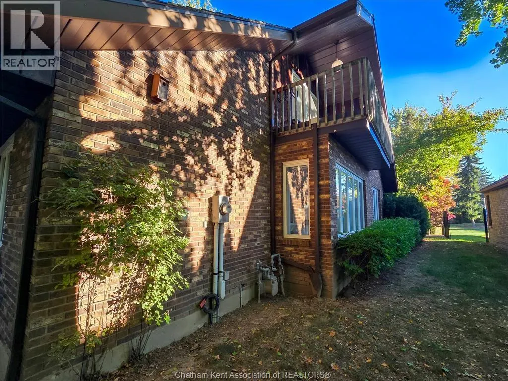 187 Victoria AVENUE