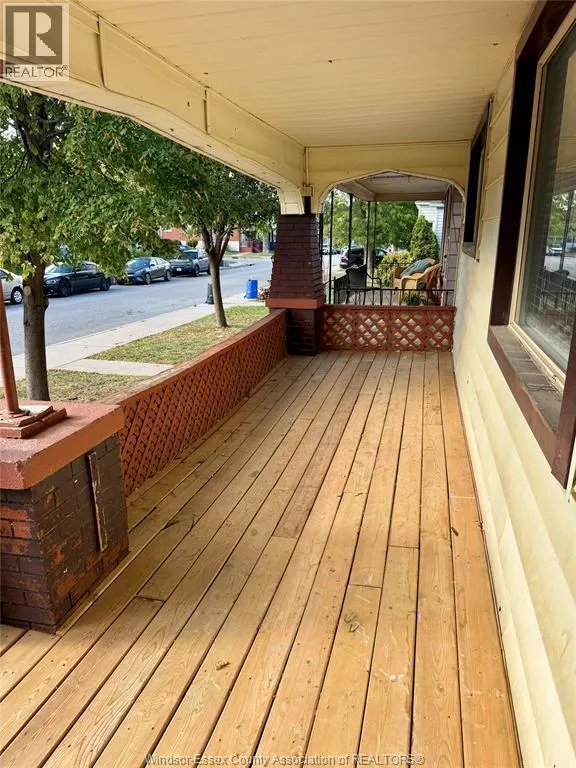 450 Pierre AVENUE
