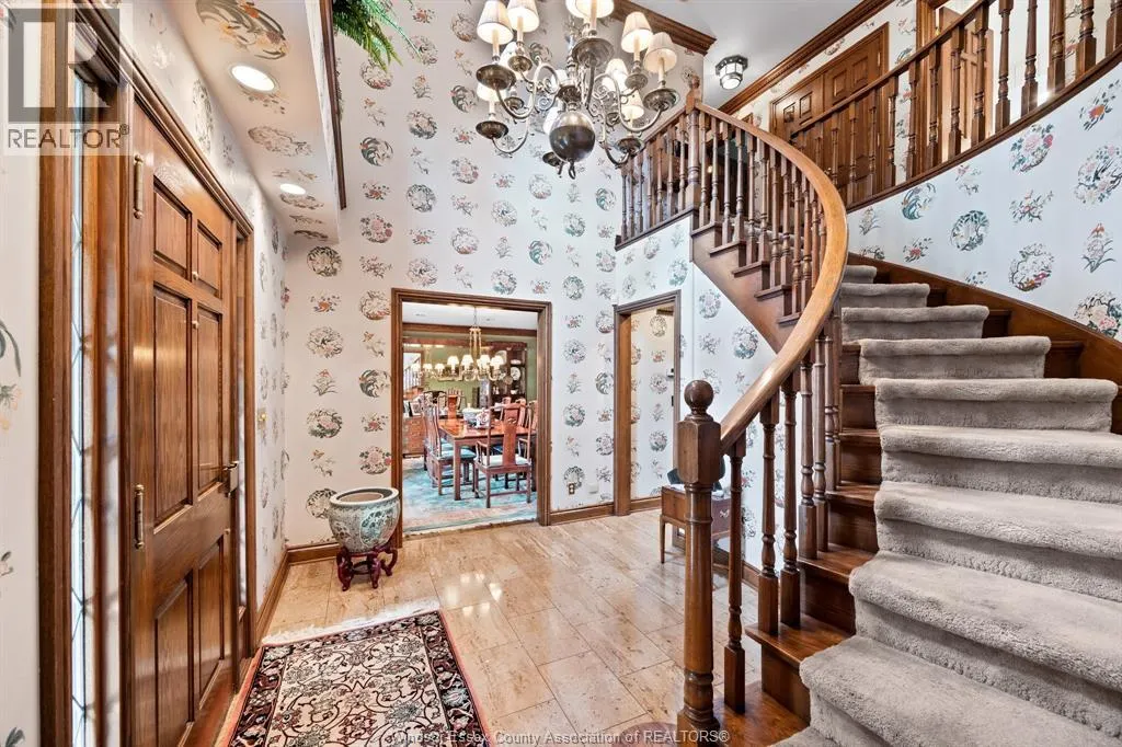 850 NORTH TALBOT