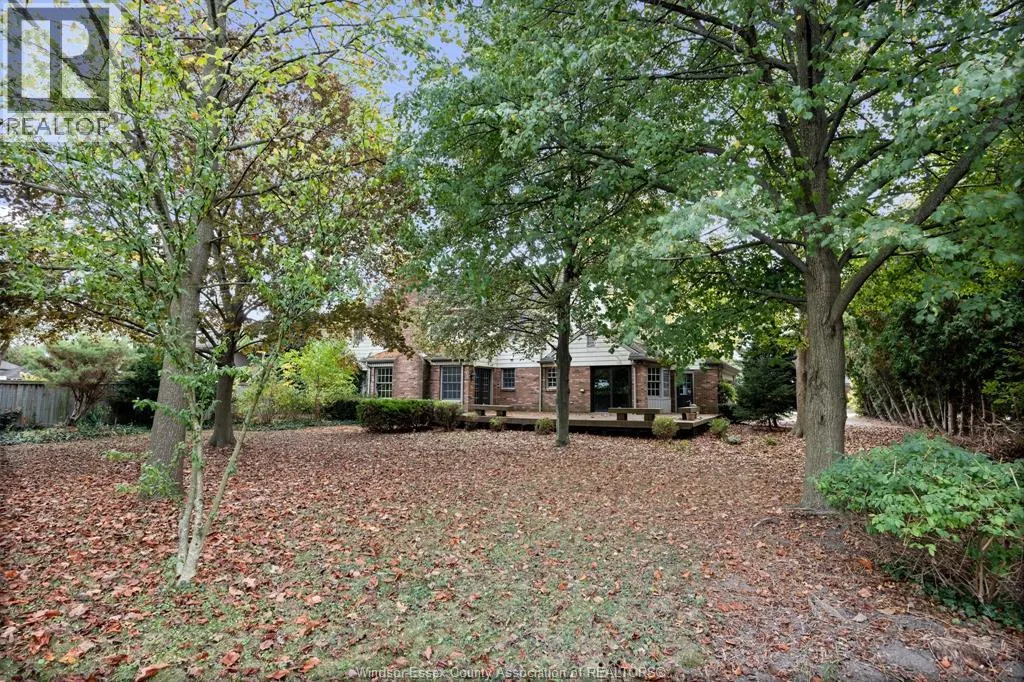 850 NORTH TALBOT