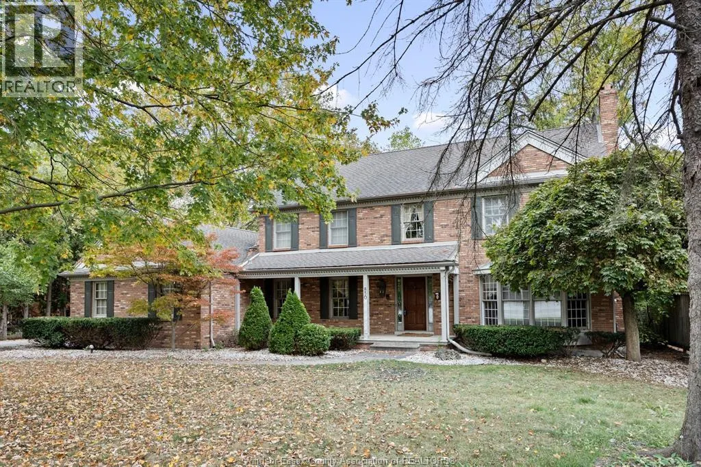 850 NORTH TALBOT