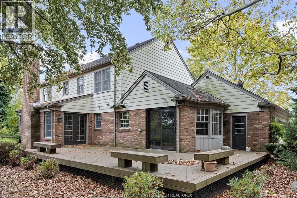 850 NORTH TALBOT