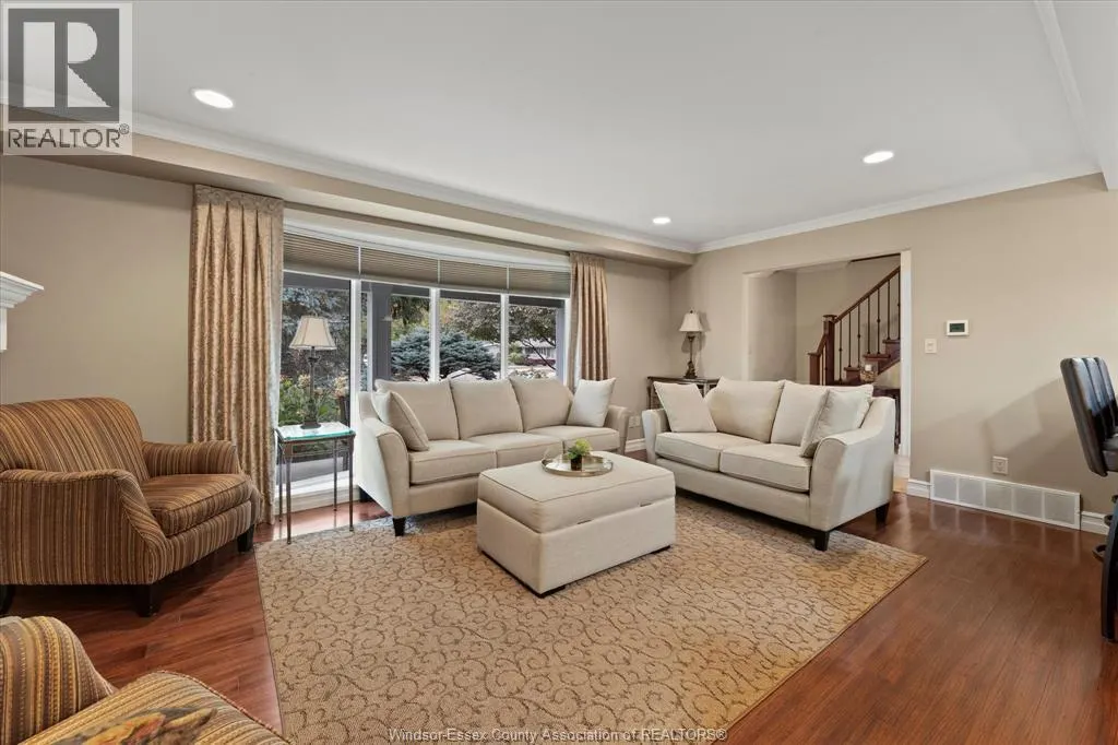 2945 ORION CRESCENT