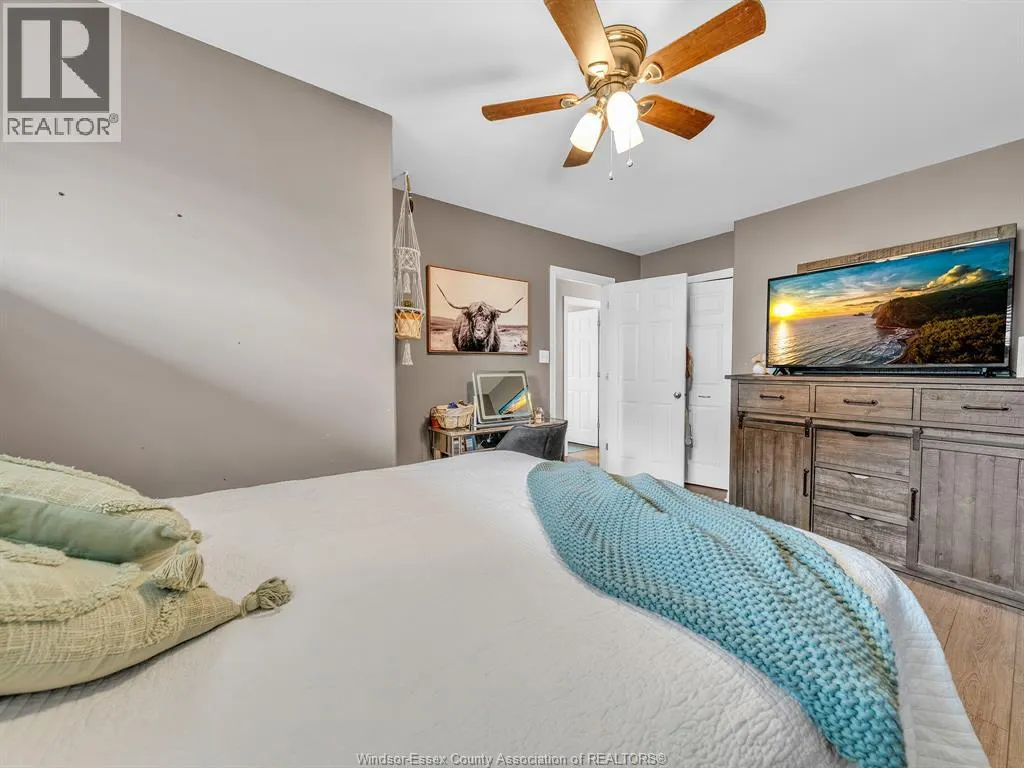611 ROBERT COURT