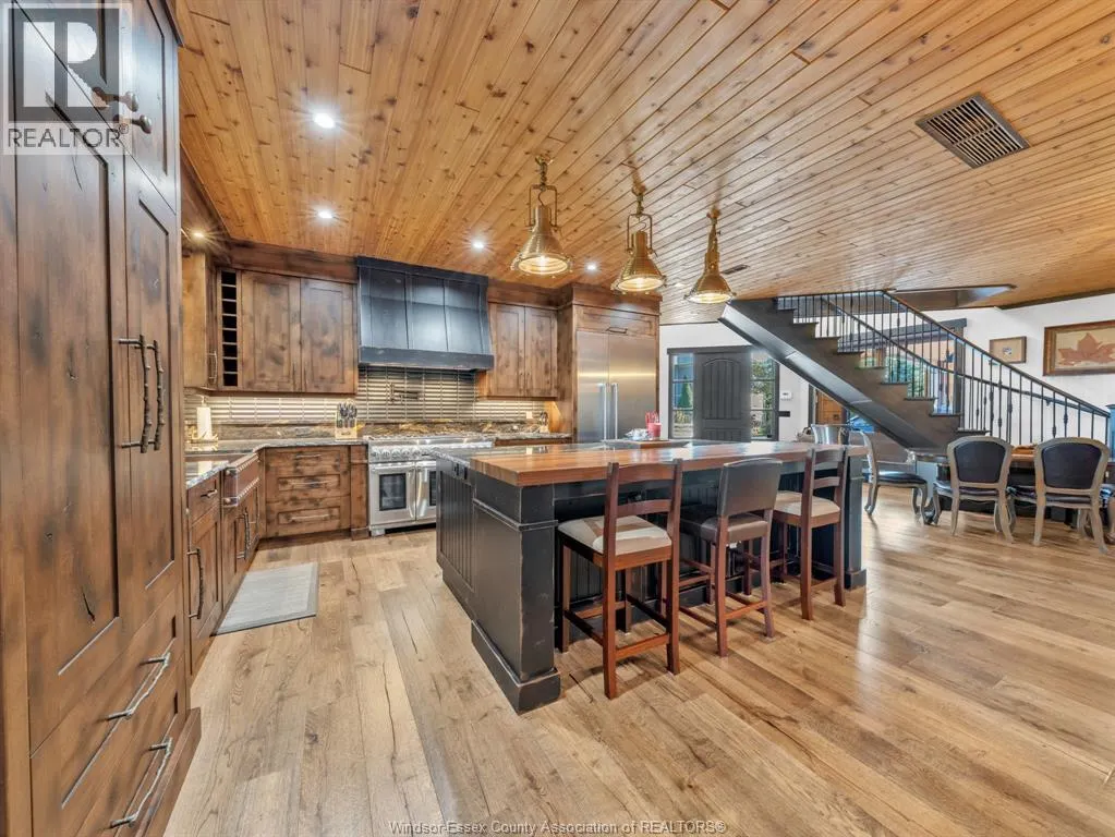 1506 HERITAGE ROAD
