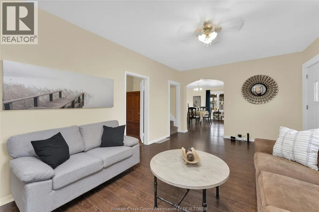 1657 ELGIN