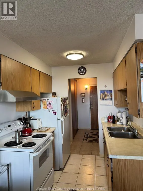 150 PARK West Unit# 816