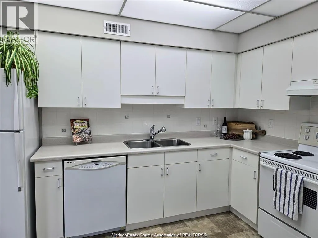 3795 SOUTHWINDS ROAD Unit# 205
