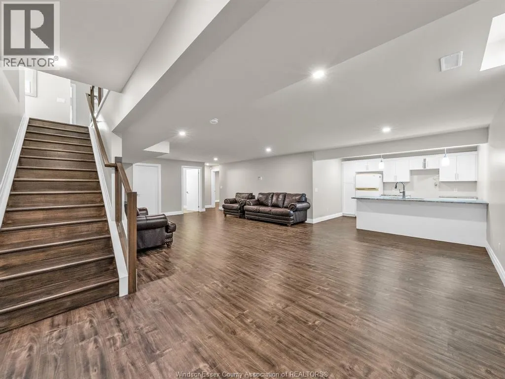 85 OLIVE DRIVE