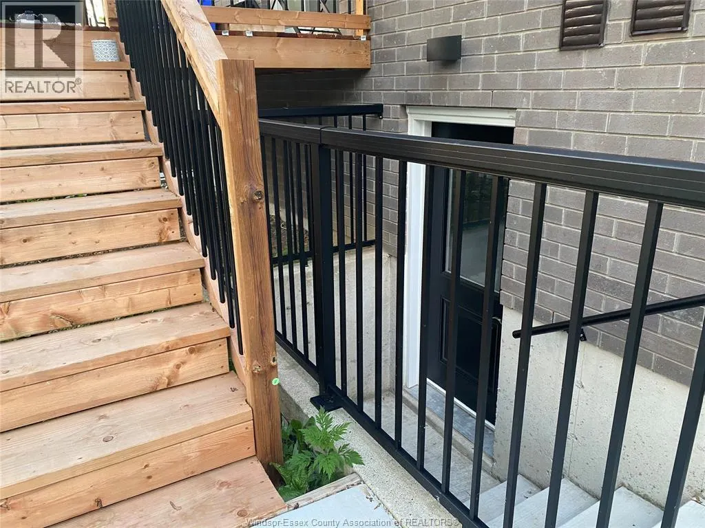 3515 DOUGALL