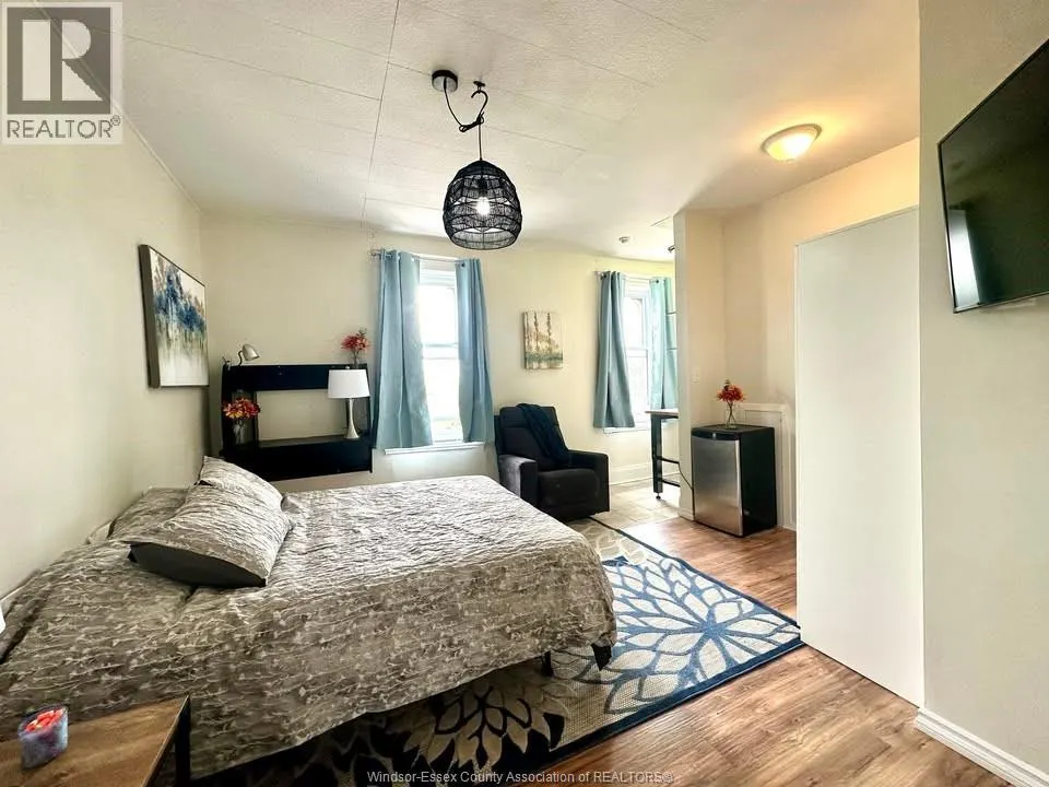 400 Chilver ROAD Unit# 305