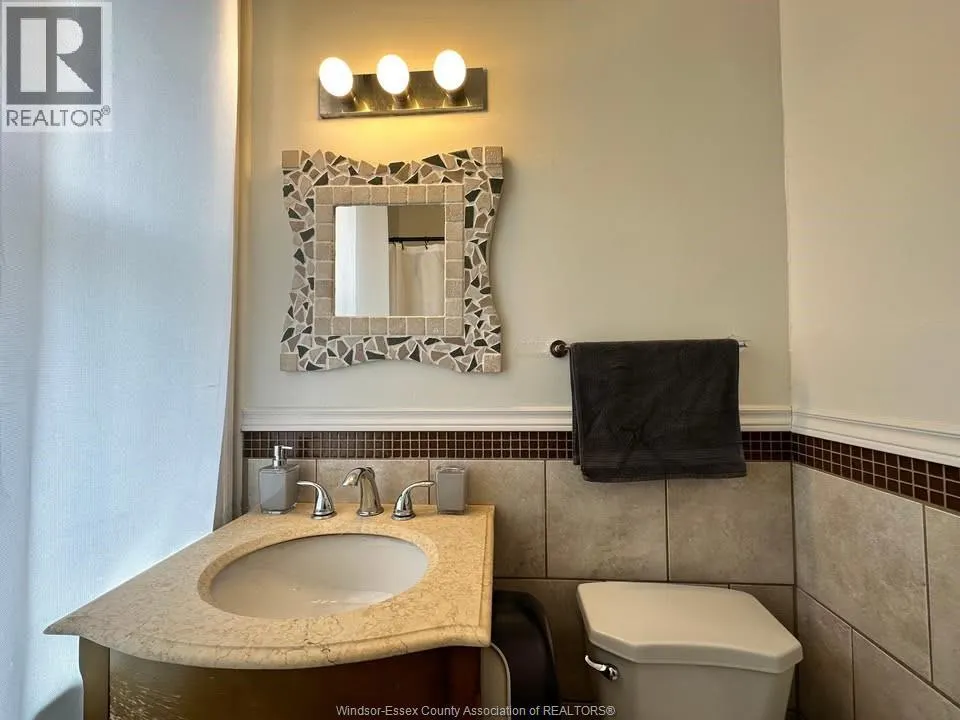 400 Chilver ROAD Unit# 305