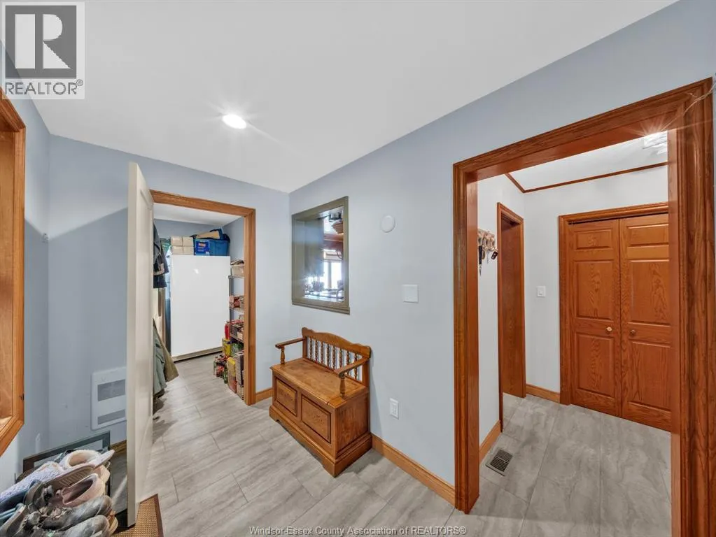 223 Lakewood DRIVE
