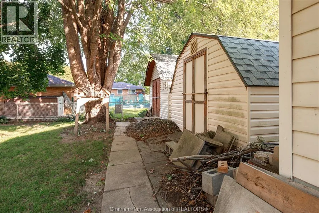 159 Gregory DRIVE West