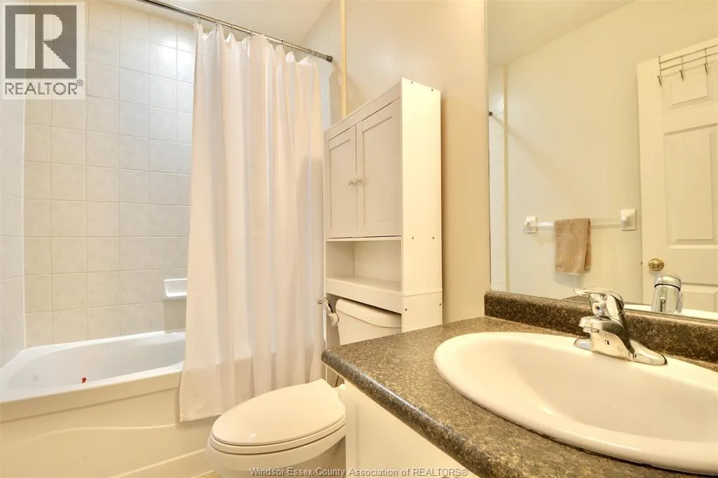 2650 Sandwich West Pkwy Unit# 405