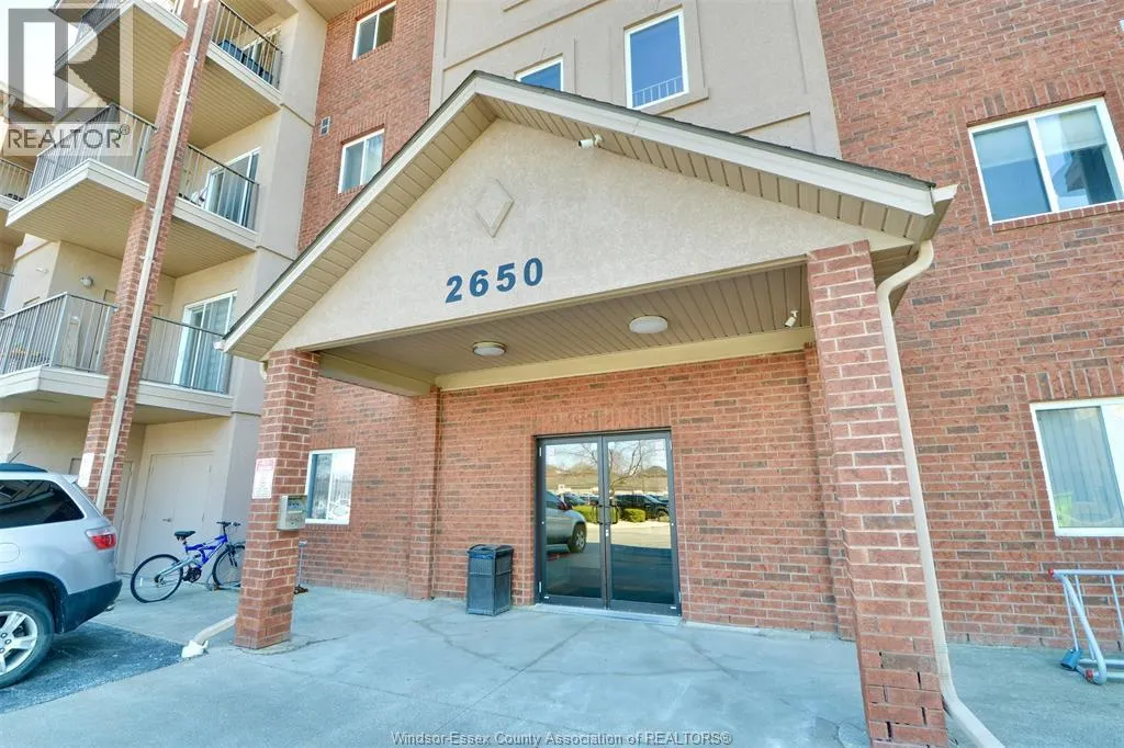 2650 Sandwich West Pkwy Unit# 405