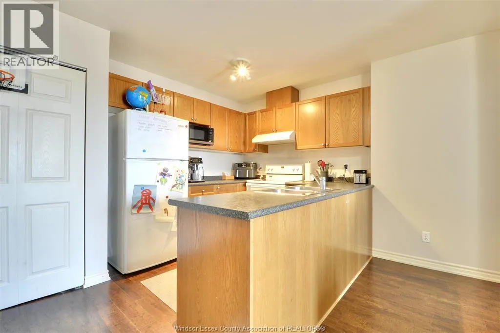 2650 Sandwich West Pkwy Unit# 405
