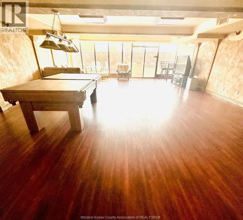 515 RIVERSIDE DRIVE West Unit# 1605