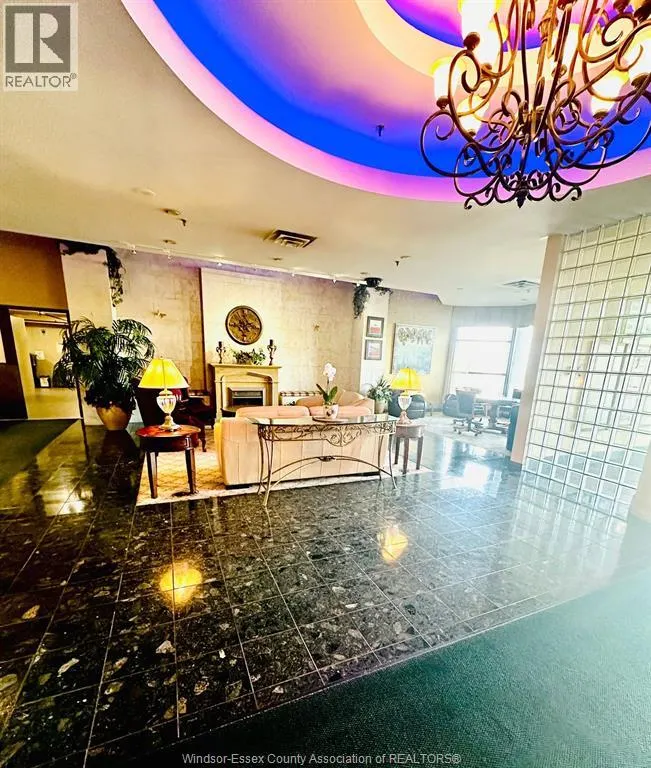 515 RIVERSIDE DRIVE West Unit# 1605
