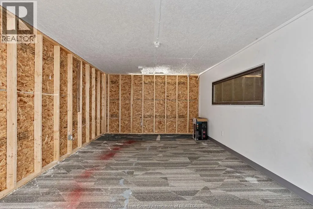 3001 DIVISION ROAD North