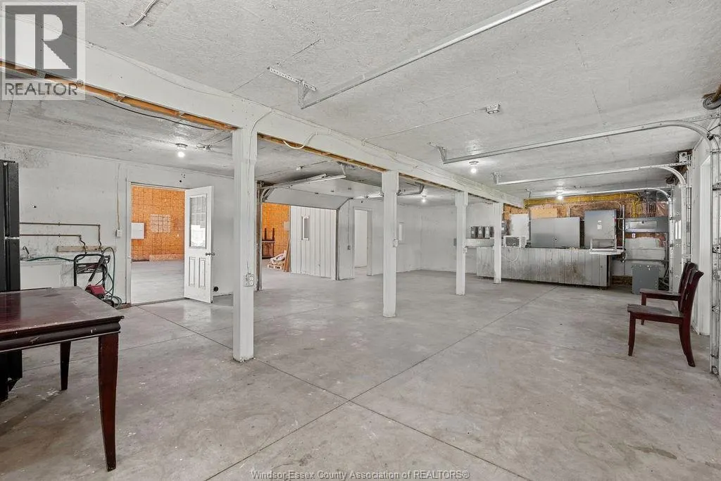 3001 DIVISION ROAD North