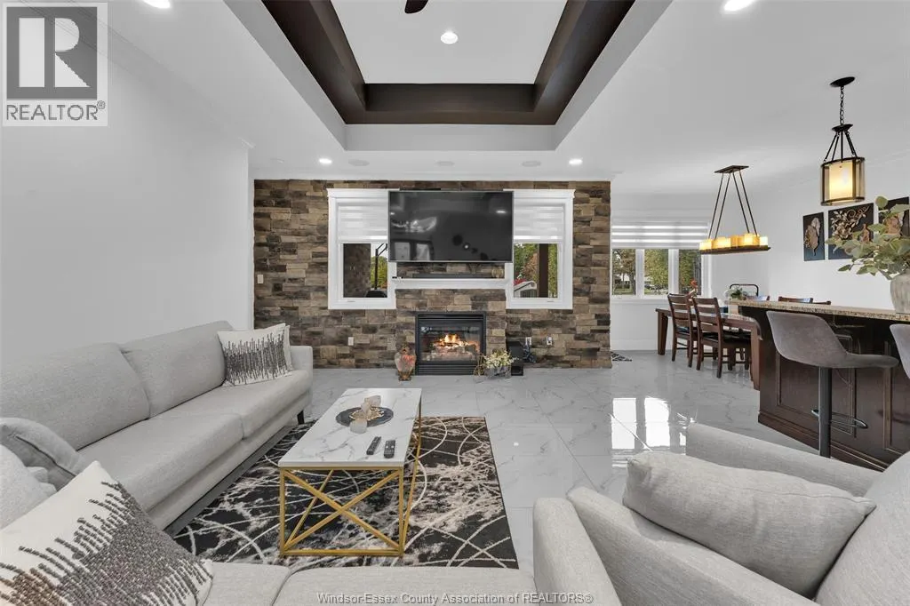 3945 ZANZIBAR CRESCENT