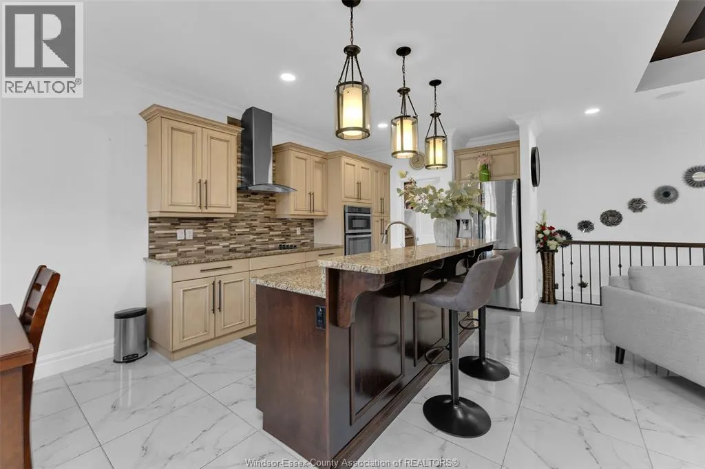 3945 ZANZIBAR CRESCENT