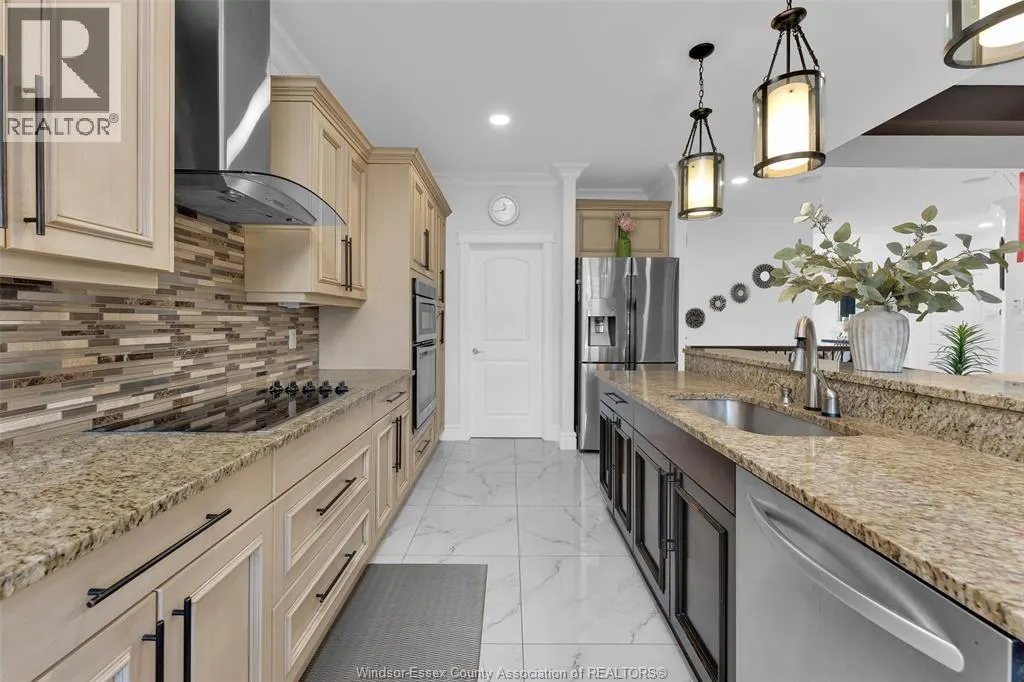 3945 ZANZIBAR CRESCENT